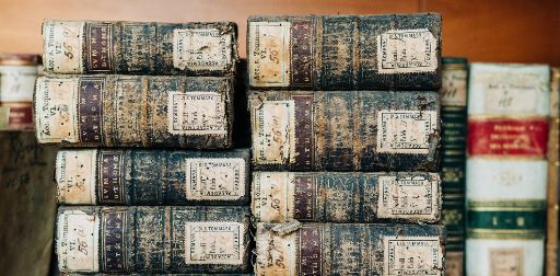 Un fragment d'un poème français sur Guillaume d'Orange, datant du XIIe siècle retrouvé à la Bodleian Library d'Oxford (Slate.fr / the guardian)