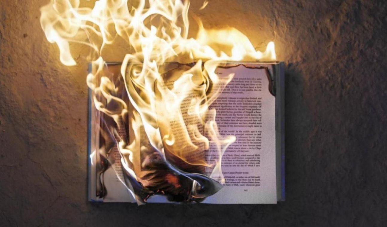 Brûler les livres