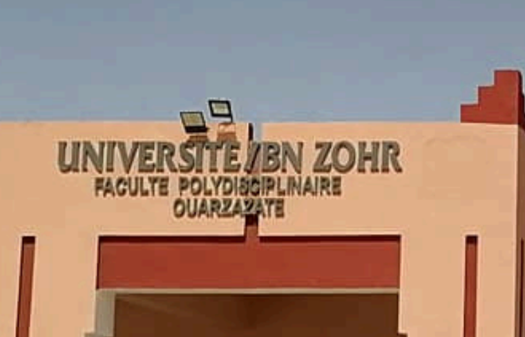 Poésie amazighe entre fidélité à la tradition et ouverture à l'innovation : regards croisés (Ouarzazate, Maroc)