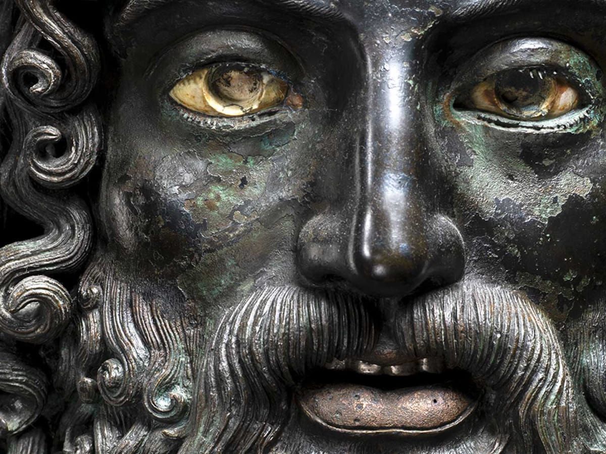 Michon seul contre Thèbes