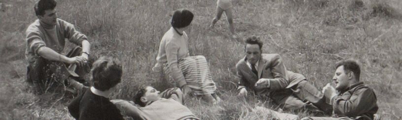 Bourse de recherche et création de l’Institut pour la Photographie : Affinités collectives, affinités électives. Le groupe et la photographie