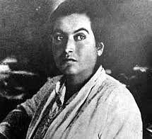 Gabriela Mistral ayer y hoy : entre lagar poético y recado político (Paris)