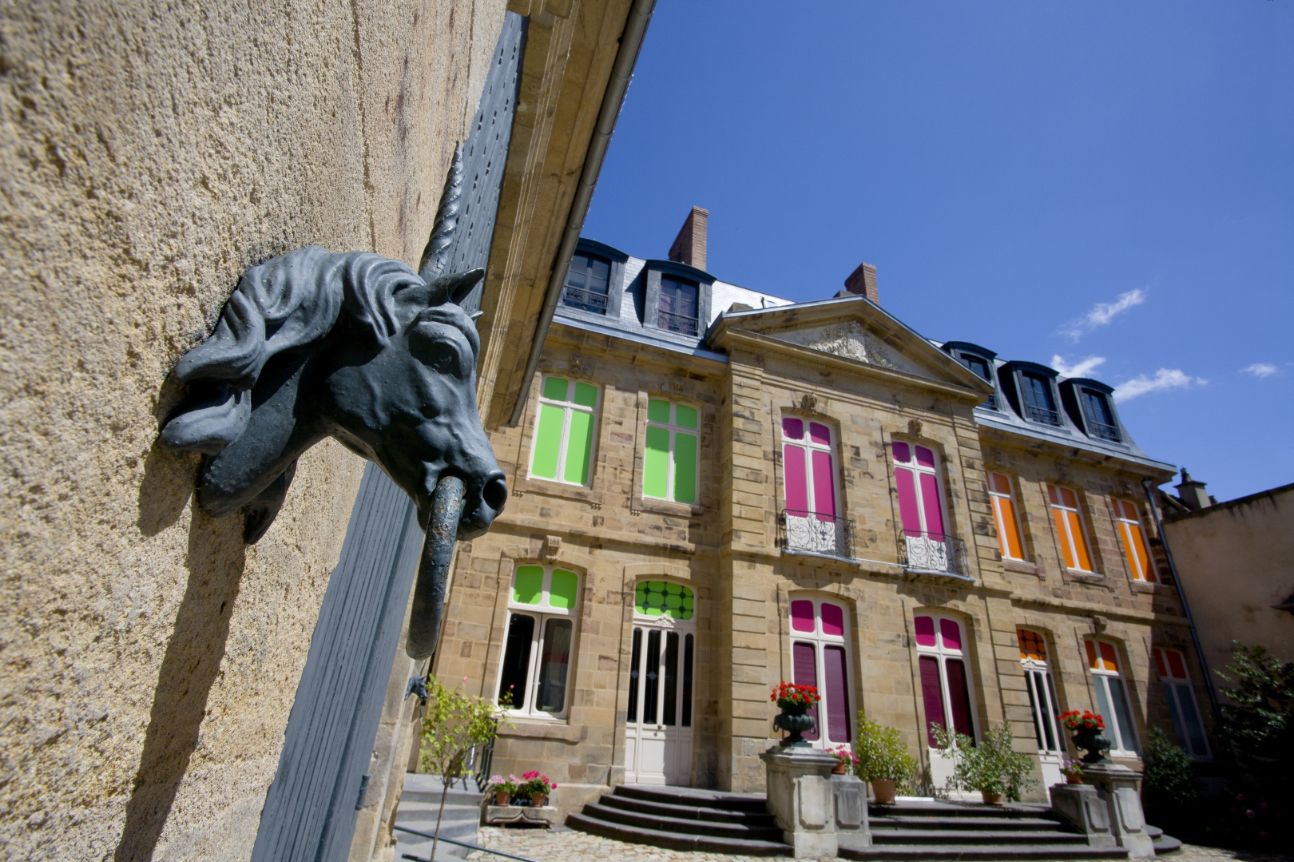 De l'objet-livre à la bibliothèque, explorer et appréhender l'illustration jeunesse (Moulins, France)
